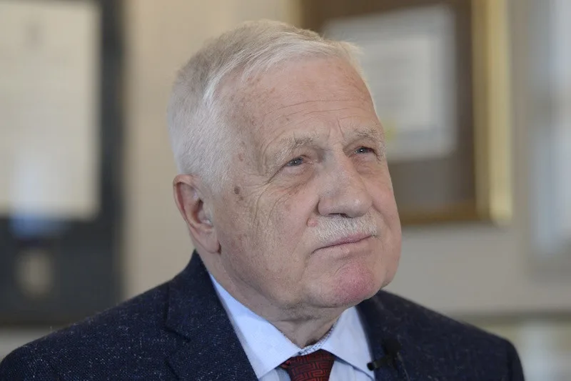Živě: Václav Klaus představí svou studii ekonomiky ČR