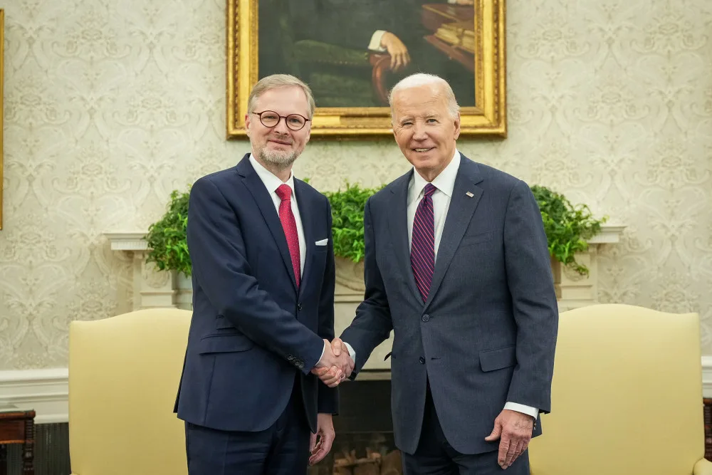 Fiala přivítal rozhodnutí americké sněmovny o pomoci Ukrajině a Izraeli.
