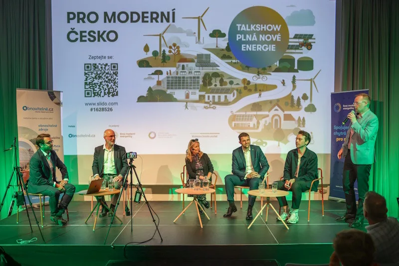 Čtyři hosté, jedno téma – Jak se vypořádat s klimatickou změnou? Udržitelná talkshow nabila Pardubice novou energií