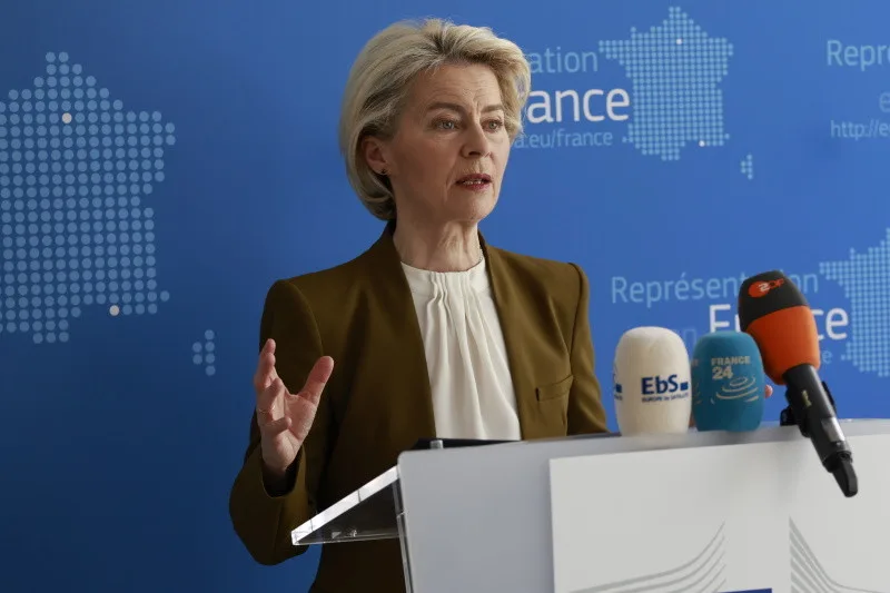 Živě: Přímý přenos debaty kandidátů na post šéfa EK