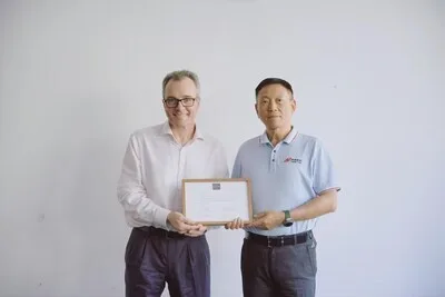 Guo Wei z Digital China se podělil s London Business School o „čínský vzor" globálních digitálních inovací