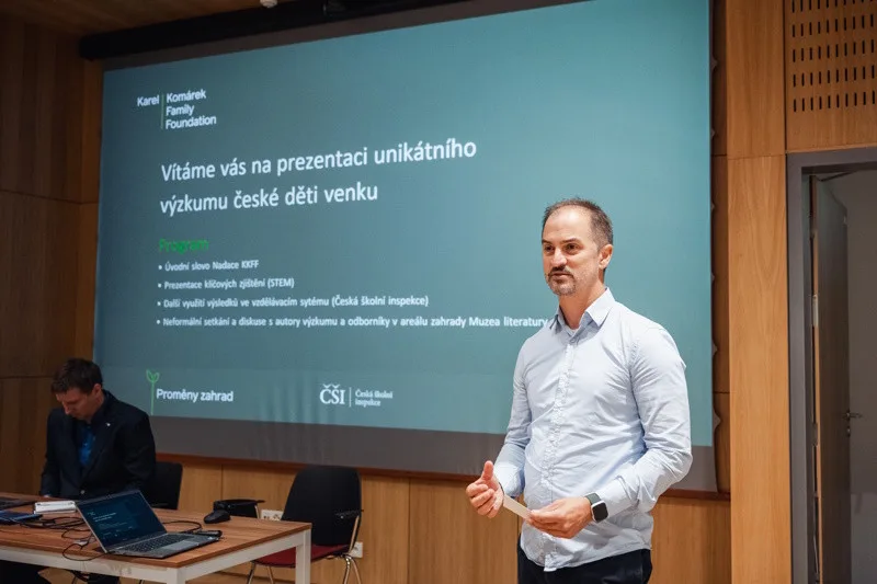 Kolik času tráví české děti venku?