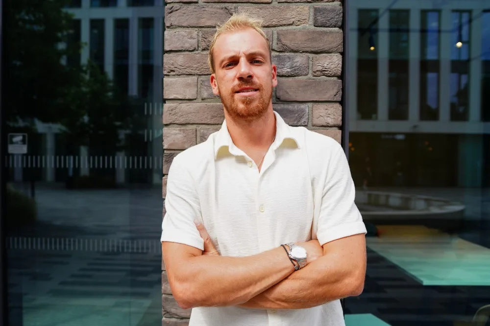 S vítězem Survivoru jsem spokojený, říká Martin Prágr. U Hodonína se stará o sklípek a vinohrad.