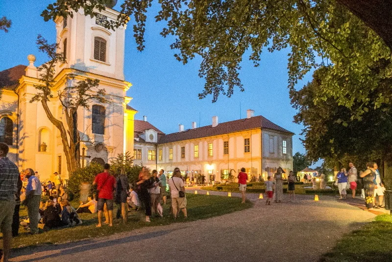 Dětství Karla IV. Srpnový program pro děti na zámku Loučeň