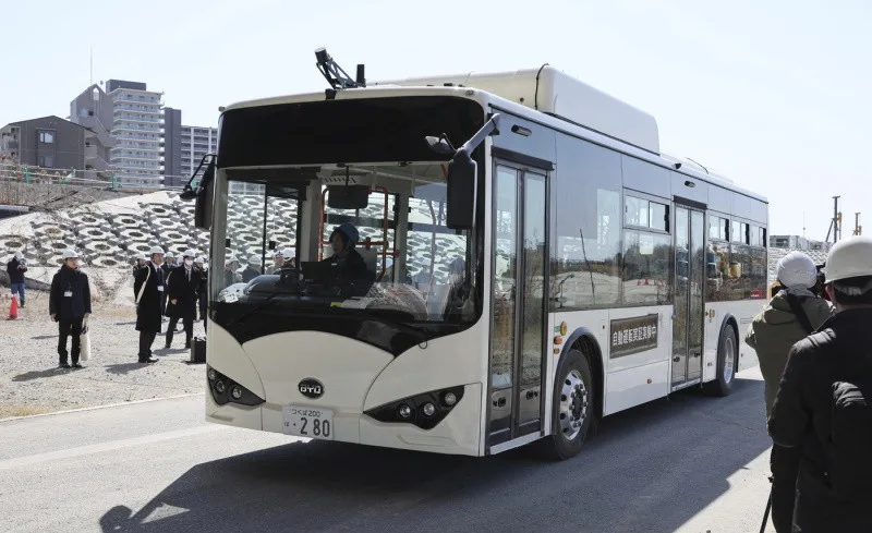Dopravce intenzívně testuje automatizované elektrobusy pro Ósaku a její okolí