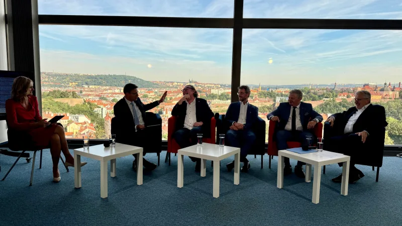Živě o rychlotratích a železničním uzlu Praha: Souhrn slovem a obrazem