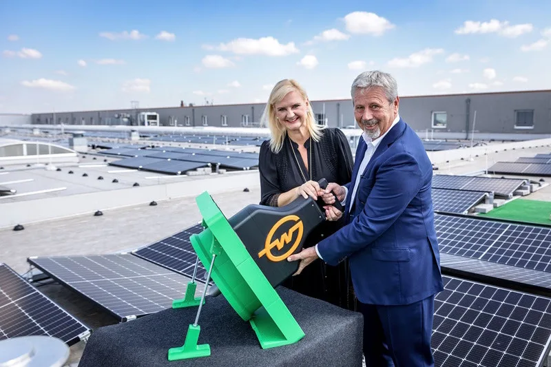 Gebrüder Weiss vyrábí v České republice vlastní solární energii