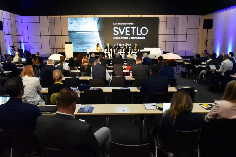 SPS uspořádal úspěšnou konferenci Světlo