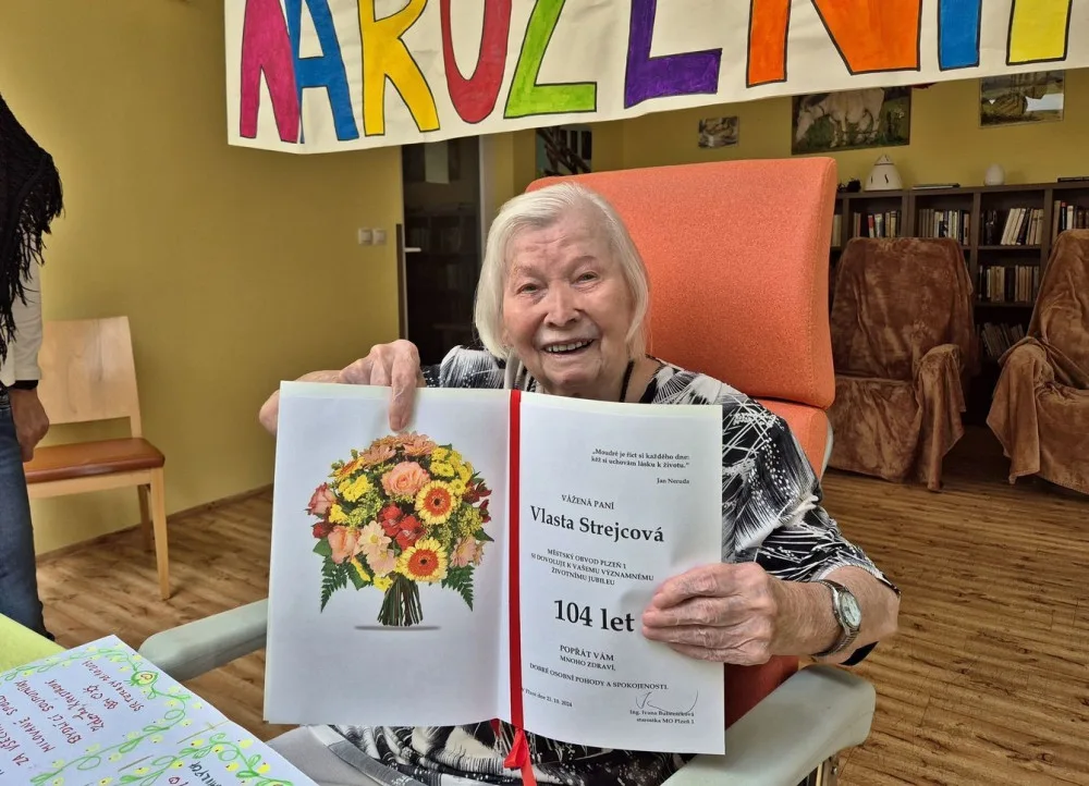 Karla Gotta jsem zamlada vozila v kočárku, říká nejstarší Plzeňanka. Oslavila už 104. narozeniny