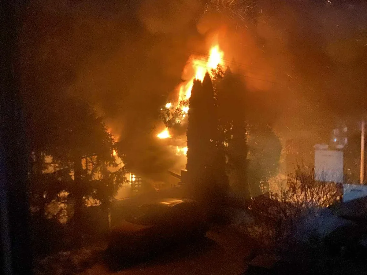 Požár zničil zázemí spolku, který se stará o děti v těžké situaci. Pomoct má sbírka