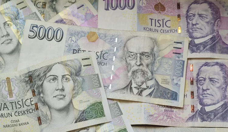 Počet nepravých bankovek roste, navíc si neplatné v Budějcích ani nevyměníte