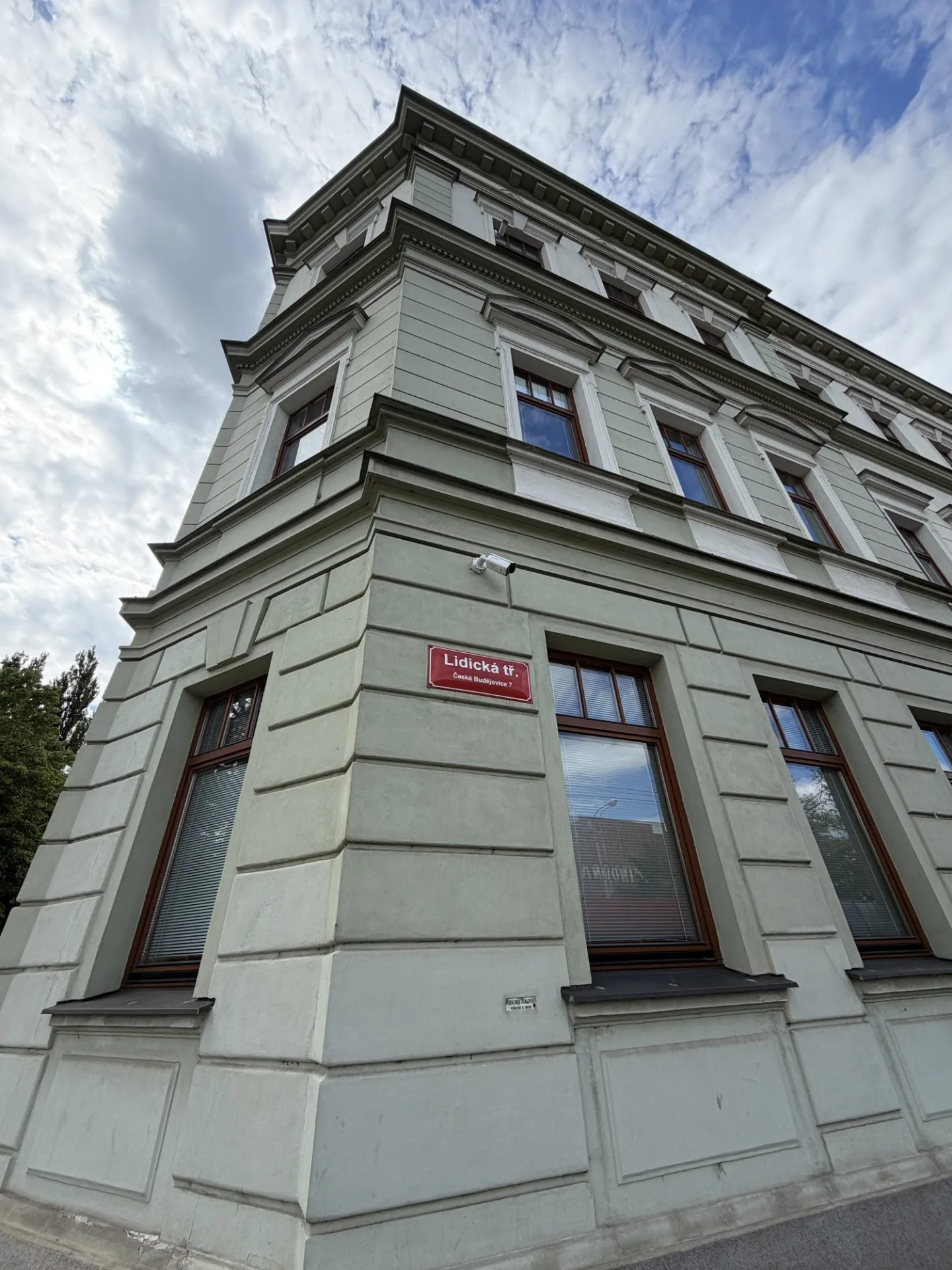 Kamery čínských státních firem sledují jihočeskou kritickou infrastrukturu