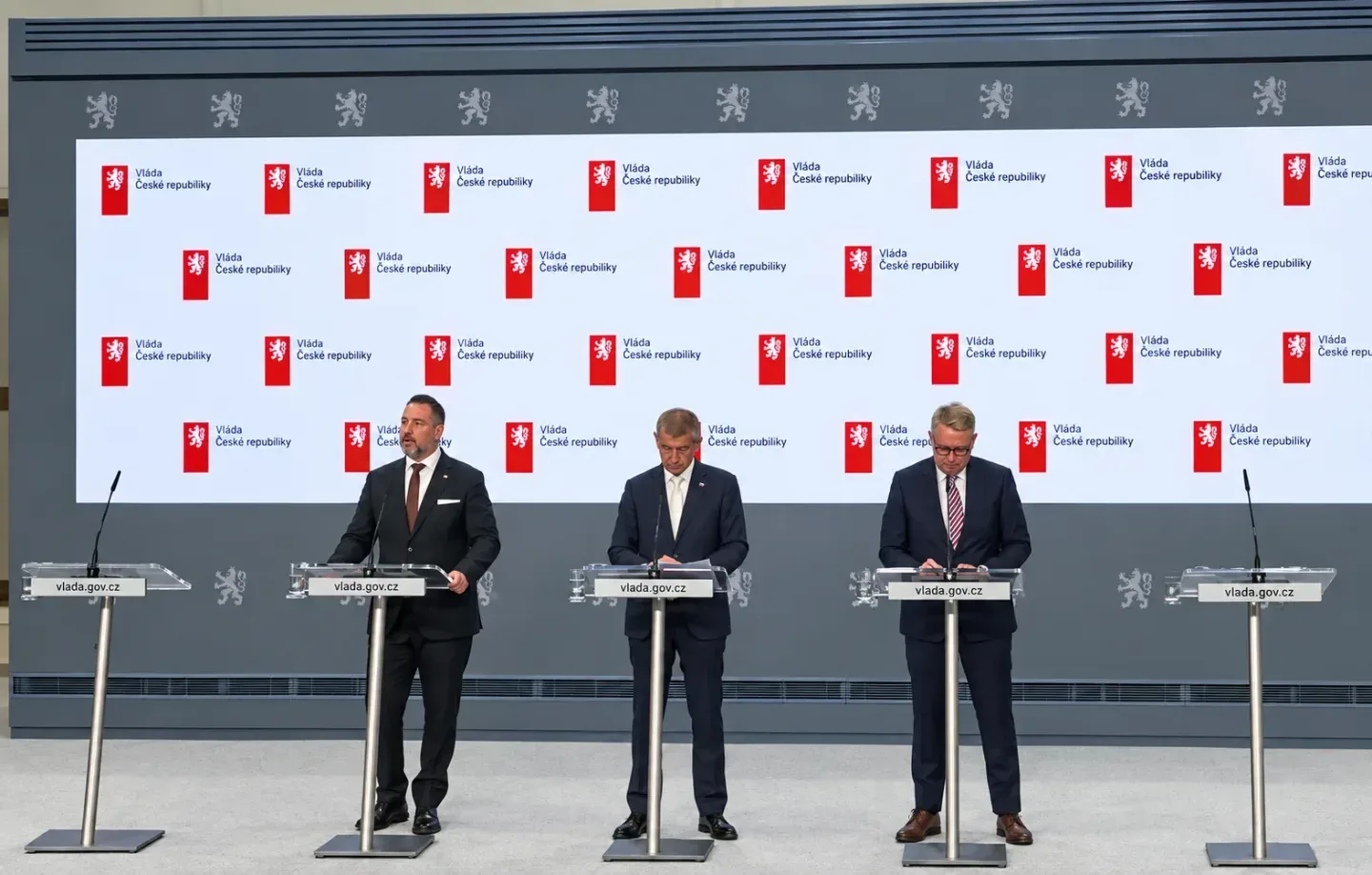 Babiš se opřel do mediálních agentur. Podle něj od státu získaly miliardy