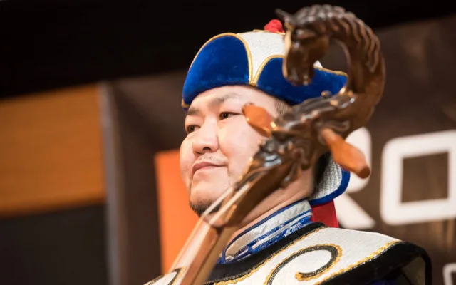 Festival hostí Národní dům na Smíchově
