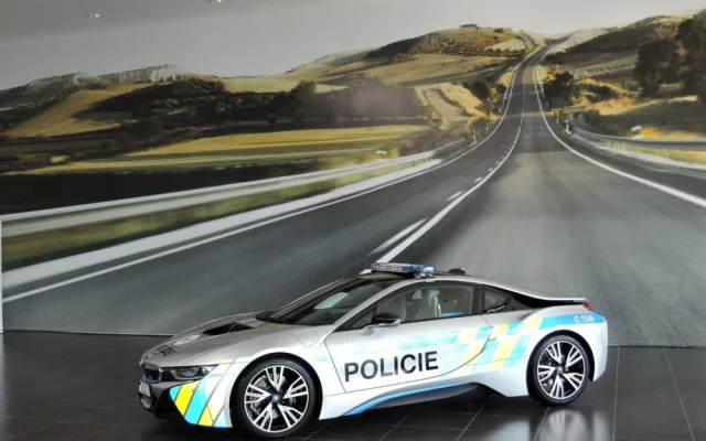 Předání vozu BMW i8 Policii České republiky