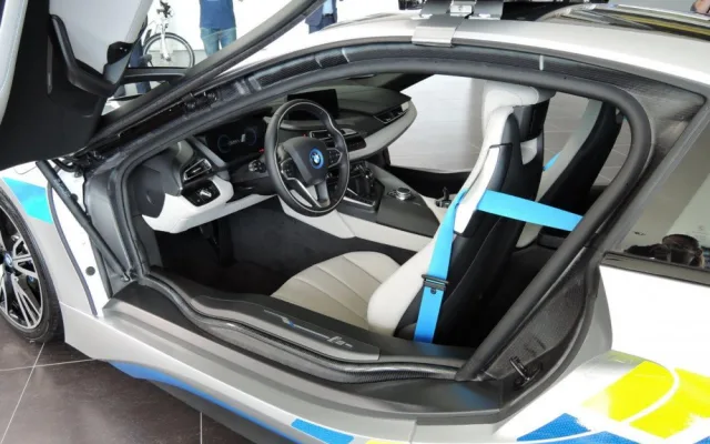 Předání vozu BMW i8 Policii České republiky