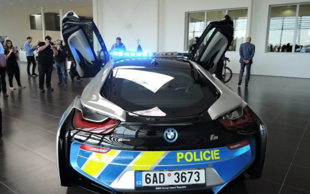 Předání vozu BMW i8 Policii České republiky