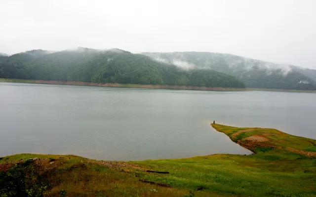 Vidraru.