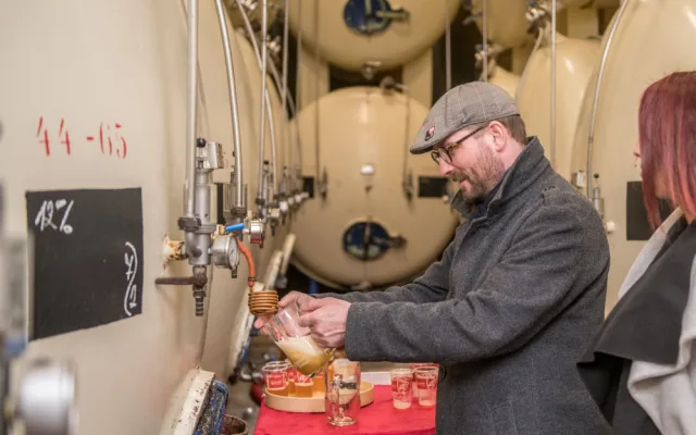 Vařit pivo může jen opravdový srdcař, říká obchodní sládek Budějovického Budvaru Aleš Dvořák.