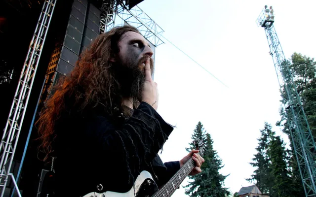 Cradle Of Filth na Metalfestu pomrkávali spíše po skalních fanoušcích. Byli ve skvělé formě.