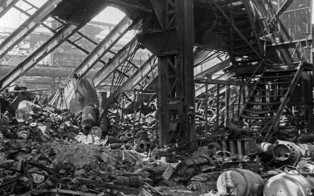 Americké bomby přesně před 77 lety srovnaly se zemí plzeňskou Škodu, stále vyráběla zbraně pro Němce