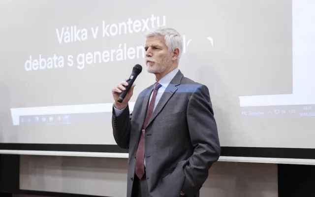 Nesdílím názorovou ani hodnotovou orientaci s Babišem, populismus je problémem současné doby, říká Petr Pavel. Foto: Zuzana Bönisch