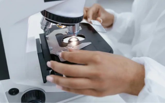 Test DNA od DNA ERA je vhodný pro lidi všech věkových kategorií