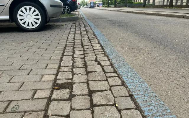 Modré zóny se rozšíří i do Starého Lískovce, platit budou od konce září