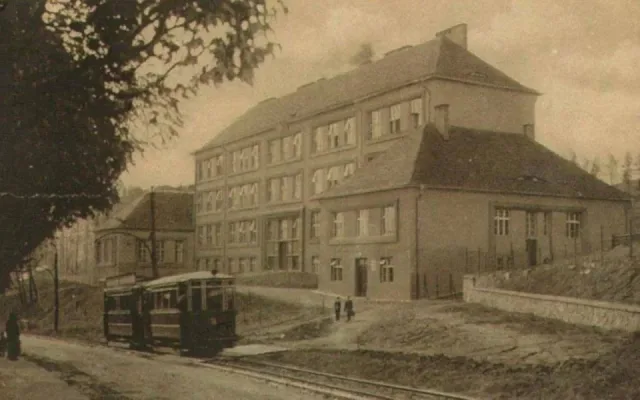 Rok 1909: První tramvaj v Jihlavě. Lidé z centra na konečnou dojeli za 14 minut
