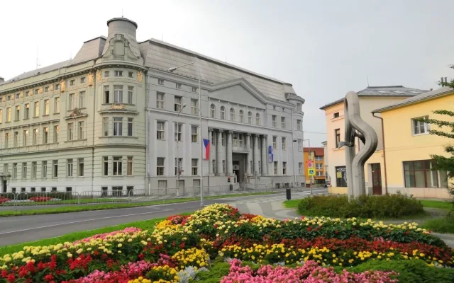 Frýdek-Místek zaregistroval pro komunální volby devět kandidátek. Jednu odmítl