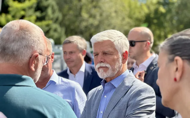 Prezident Pavel dorazil na Země živitelku. Zamířil na přehlídku skotu