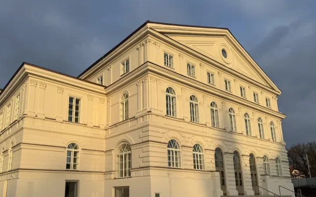 Slavie má nového provozovatele restaurace. Brio zruší jednu ze svých poboček