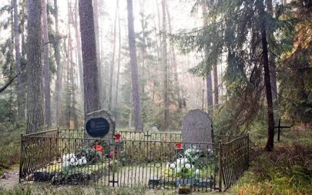 Hradecké hřbitovy mají co vyprávět. Historici vás provedou jejich příběhy