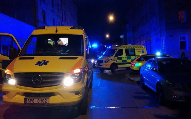 Muž se polil benzínem a zapálil. Děsivá událost se odehrála přímo v domě