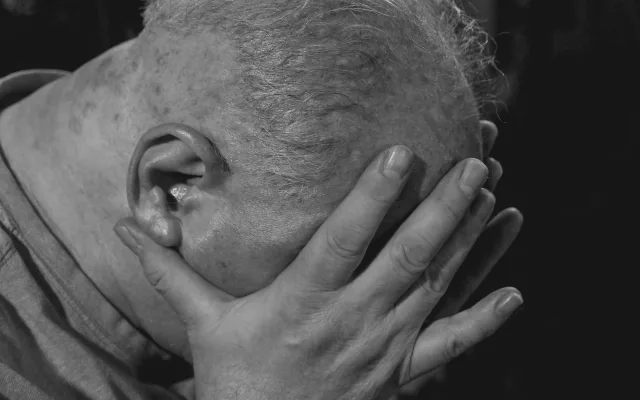 Aplikace pozná nástup Alzheimera, vyzkoušely ji tisíce lidí a je dostupná online
