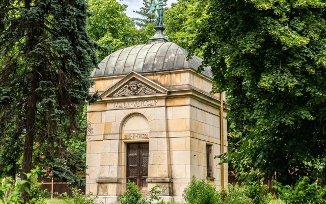 Příběh hlučínské hrobky zaujal dvě sestry. Na opravu poslaly sto tisíc korun