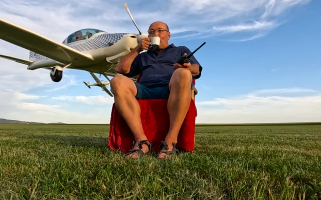 VIDEO: Top Gun z Velkého Poříčí. Piloti natočili vlastní parodii