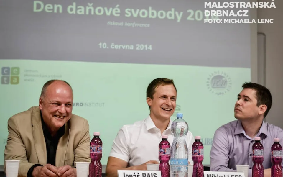 Daňové přiznání za 5 minut, založení firmy za 18!