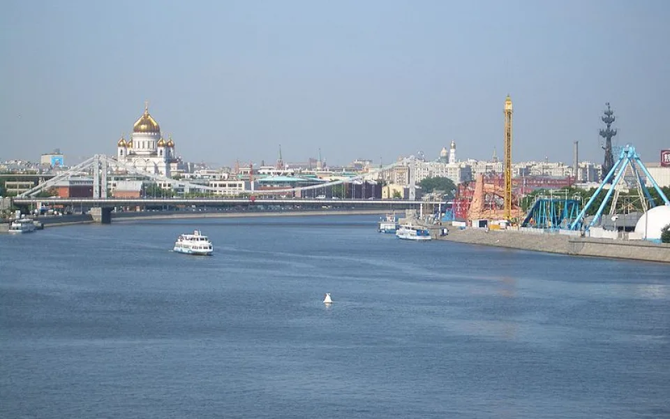 800px-Moscow-River-StSavior-1639