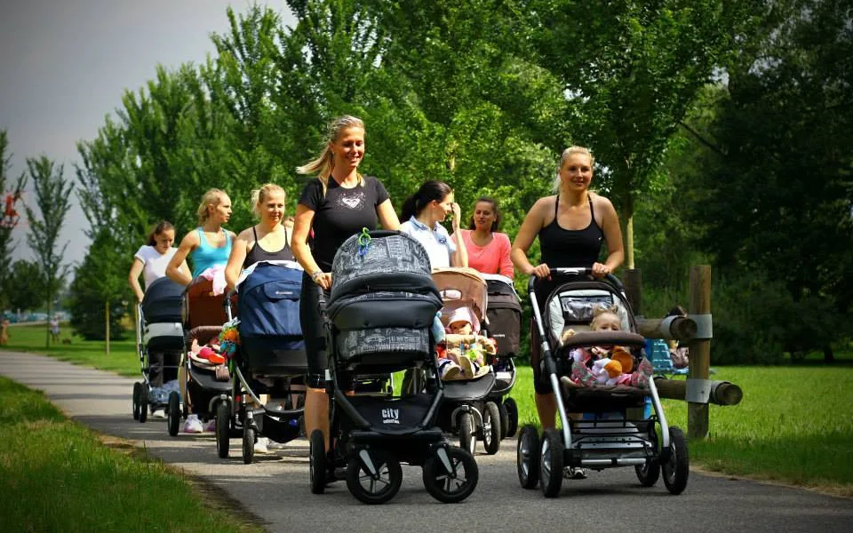 Strollering