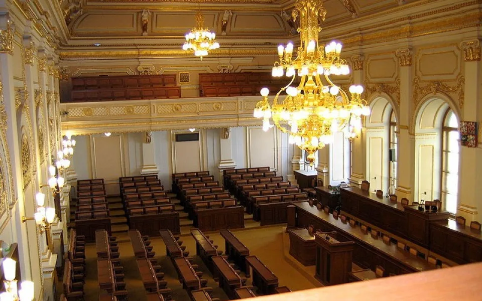 sněmovna