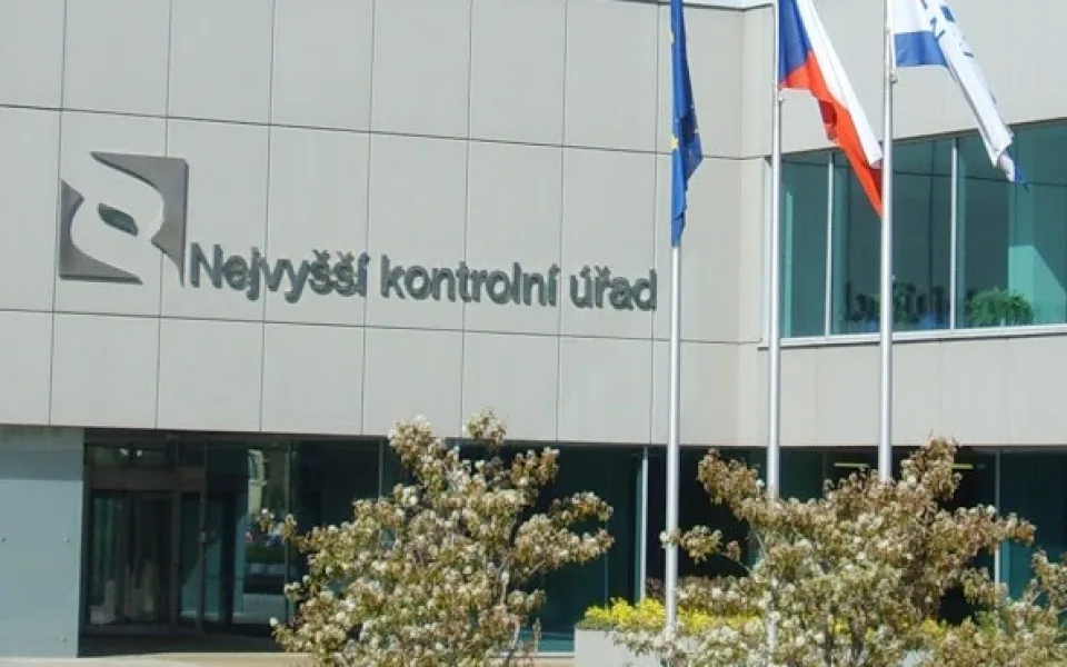 NKÚ