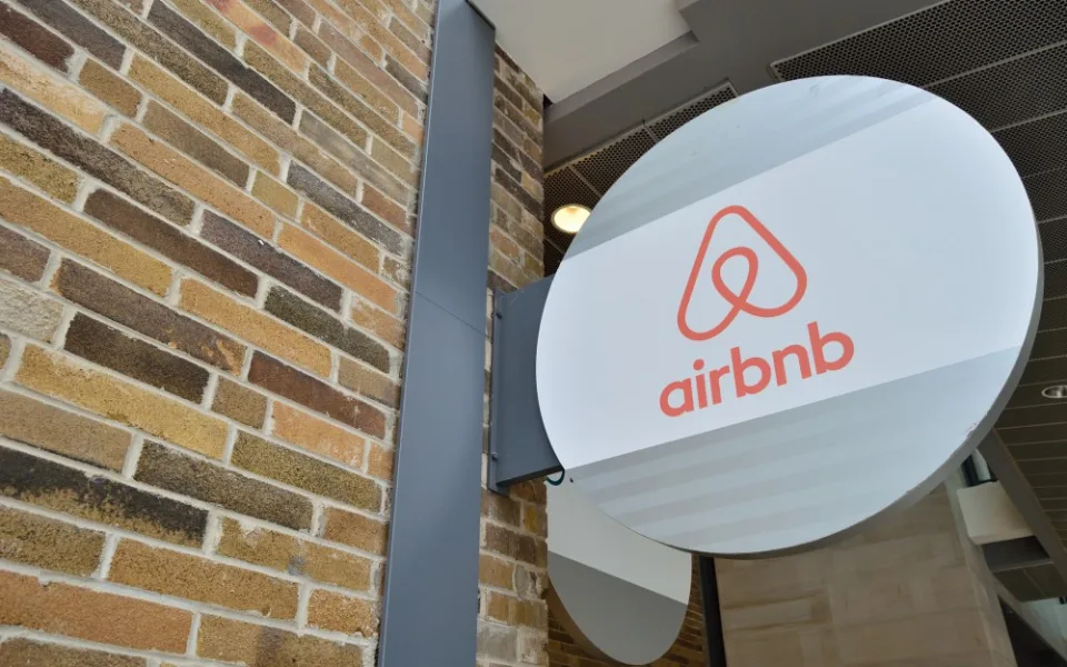 Airbnb