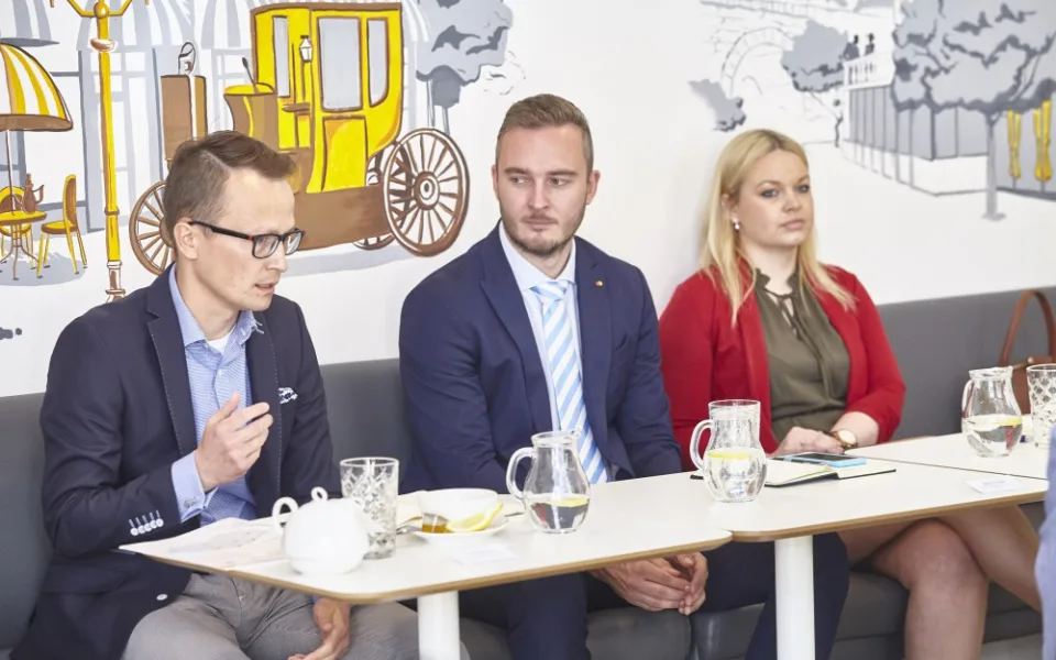 Zleva Petr Zlámalík, Martin Dolejš a Zuzana Weissová ze společnosti Mastercard.