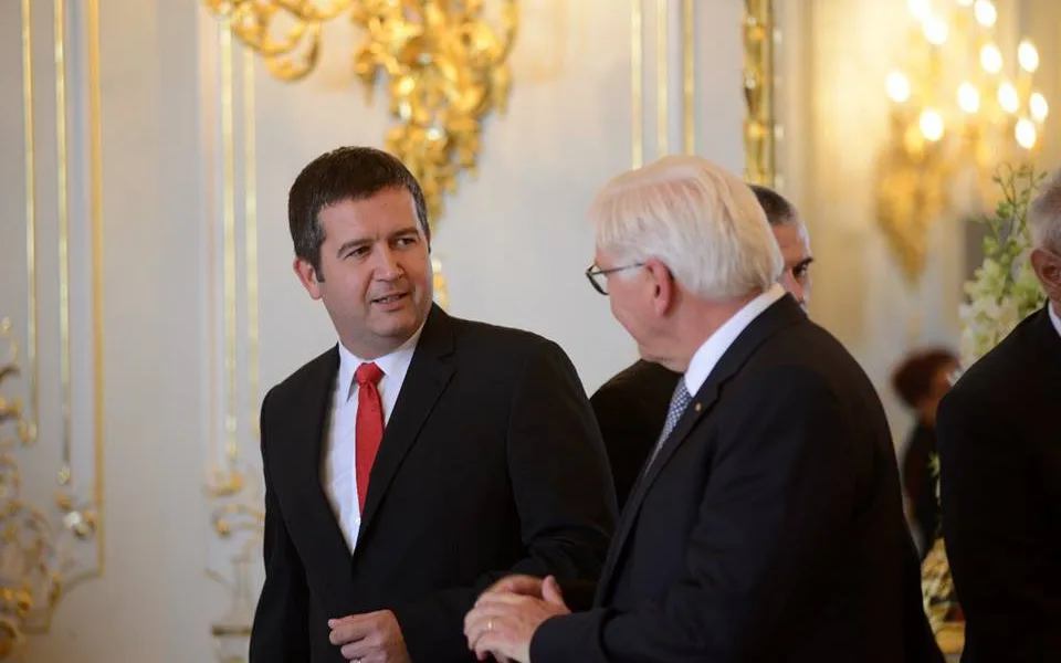 Jan Hamáček.