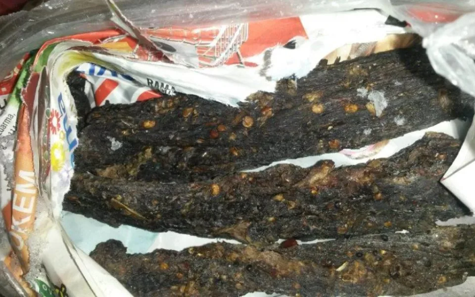 Snímky z kontroly v tržnici SAPA.
