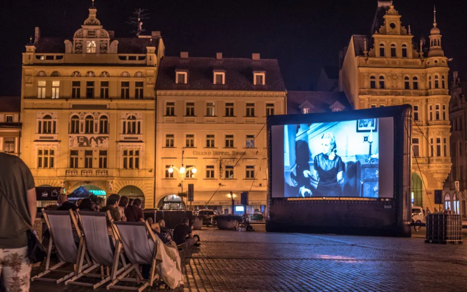 Budějovice se na skok vrátily do první republiky a vypráví.