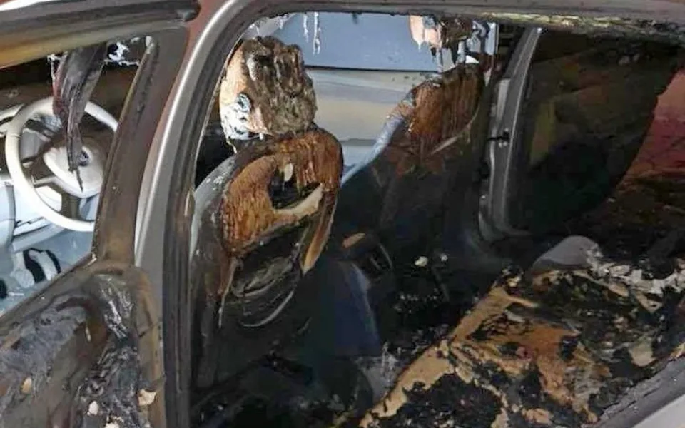 Zapálené auto náměstka primátora.
