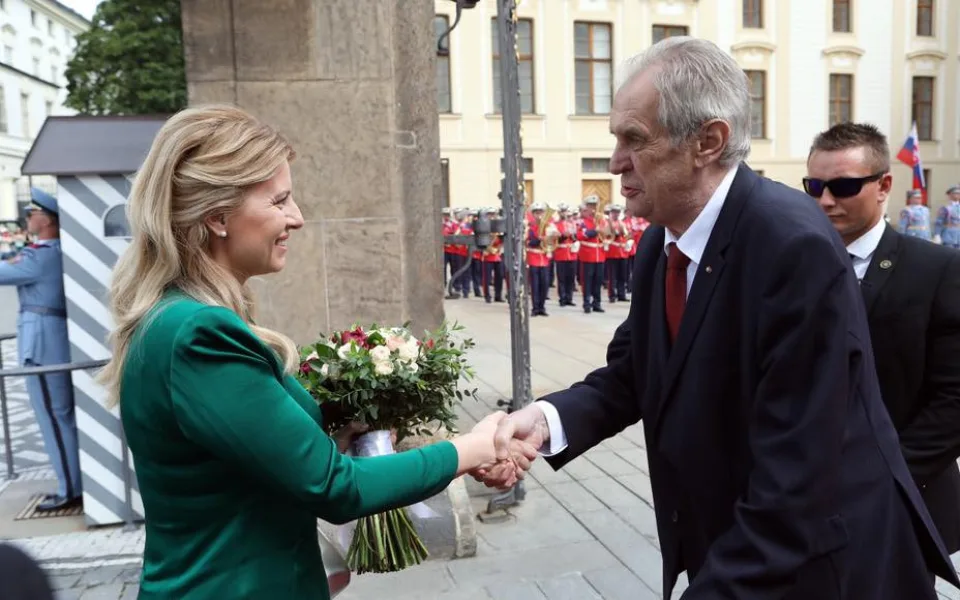 Zuzana Čaputová s Milošem Zemanem.