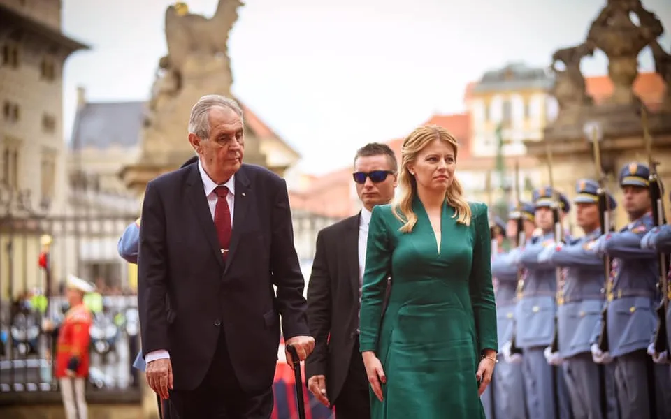 Čaputová v Praze jednala s politiky, uctila Havla i Štefánika.